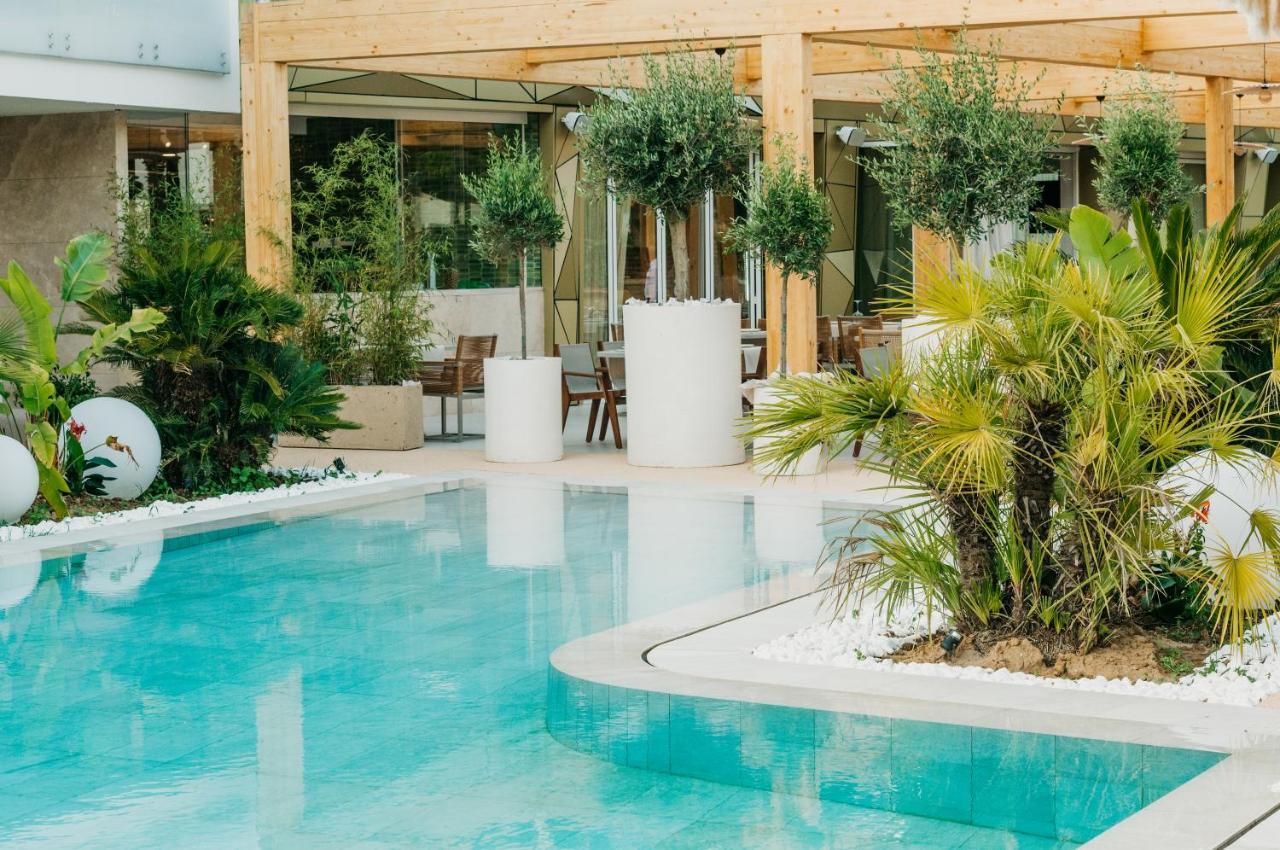 Elite Bay Hotel Lalez Durres Buitenkant foto